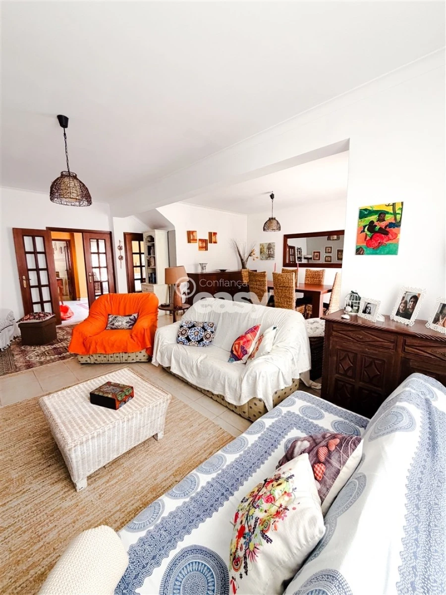 Moradia T5 para Venda em Almeirim Foto 54