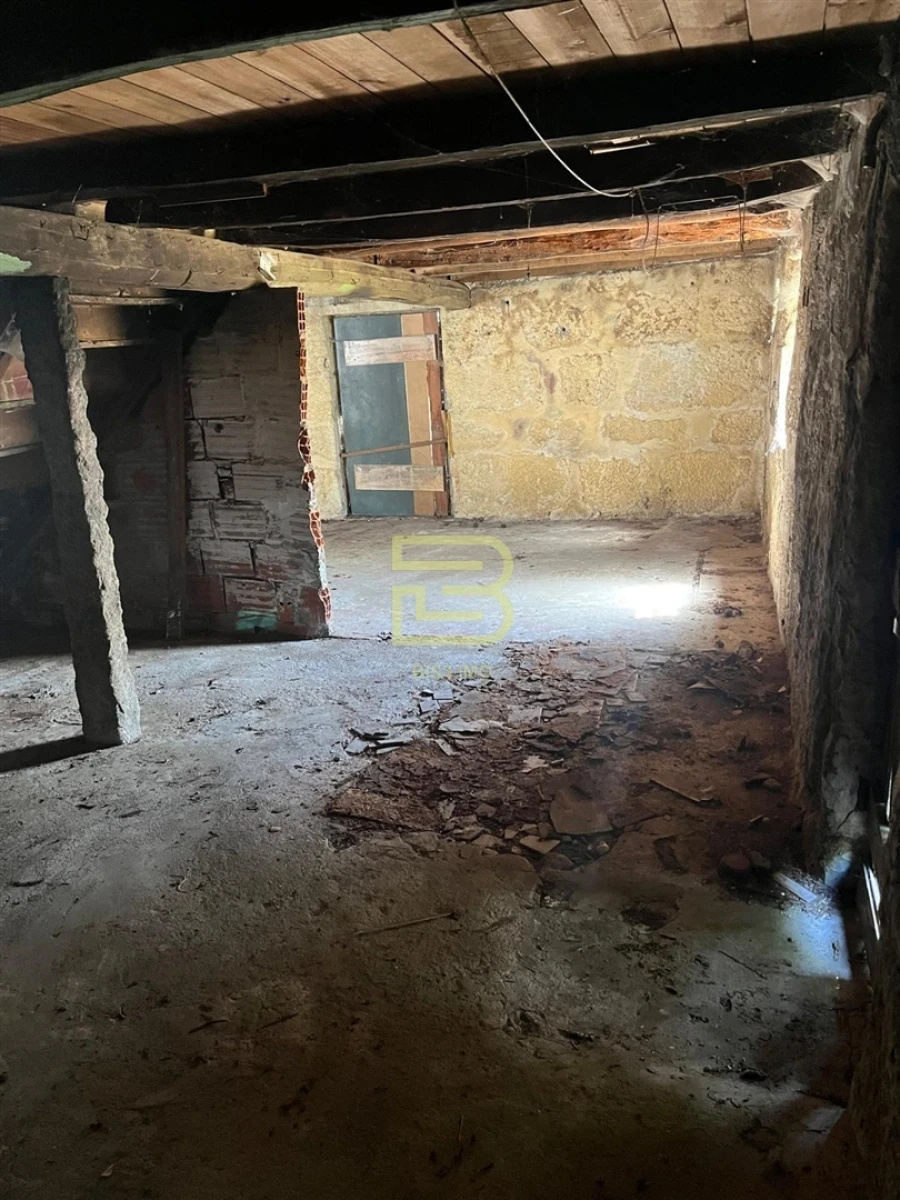 Moradia T3 para Venda em Vandoma Foto 8