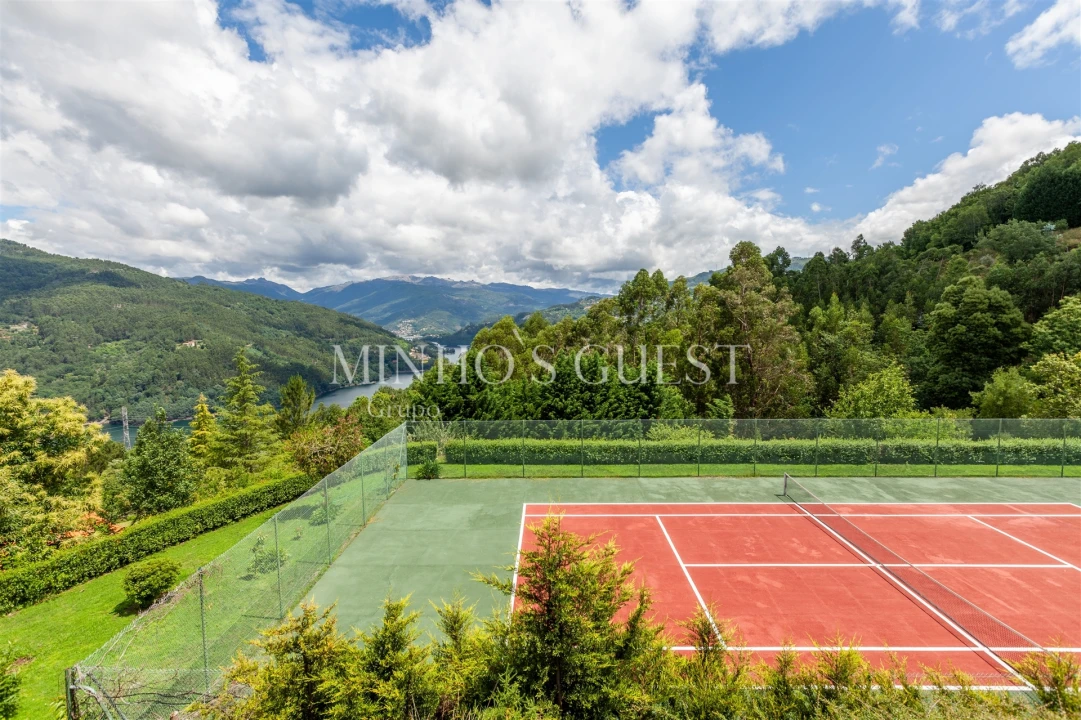 Moradia T2 para Venda em Caniçada e Soengas Foto 5