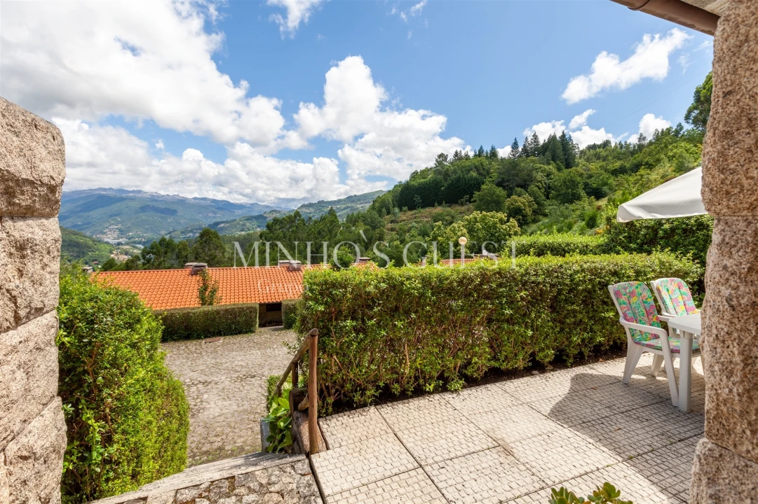 Moradia T2 para Venda em Caniçada e Soengas Foto 8