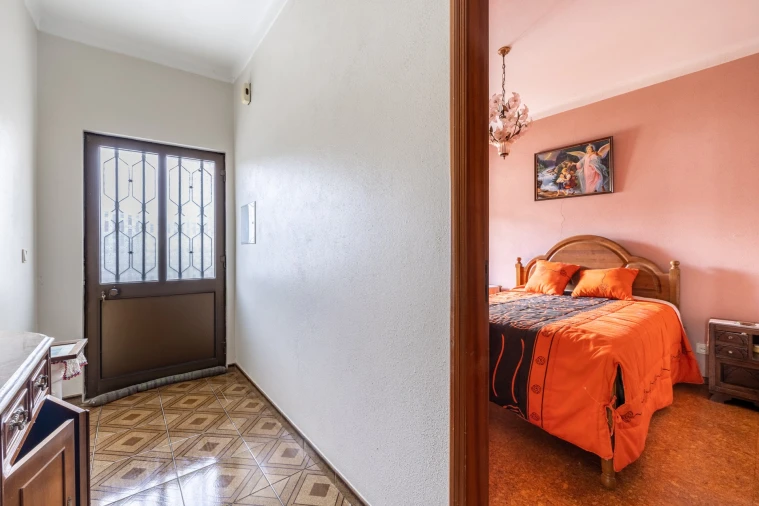 Moradia T5 para Venda em Aljubarrota Foto 6