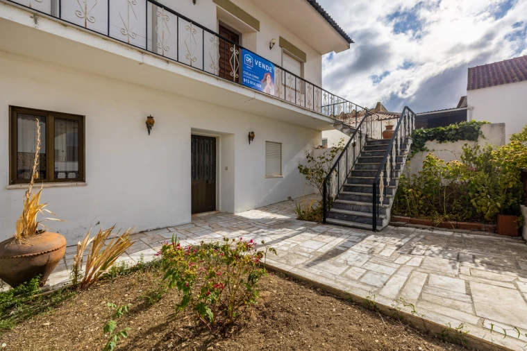 Moradia T5 para Venda em Aljubarrota Foto 49