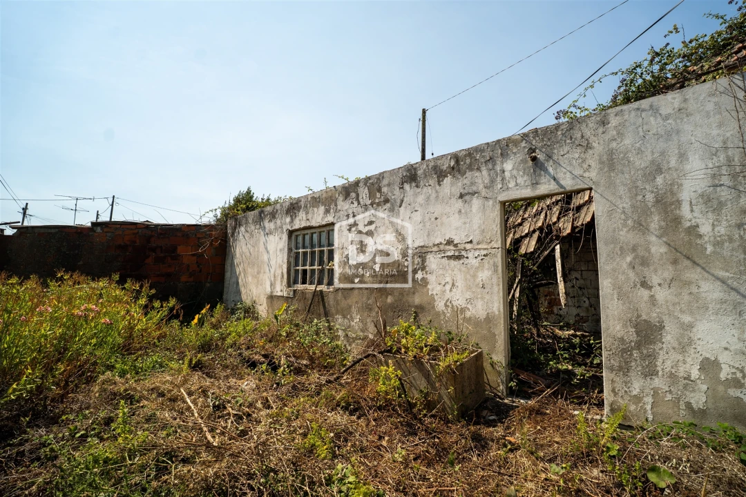 Moradia T2 para Venda em Maceira Foto 2