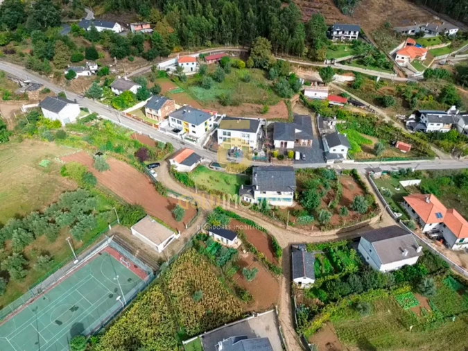 Terreno para Venda em Canelas e Espiunca Foto 13