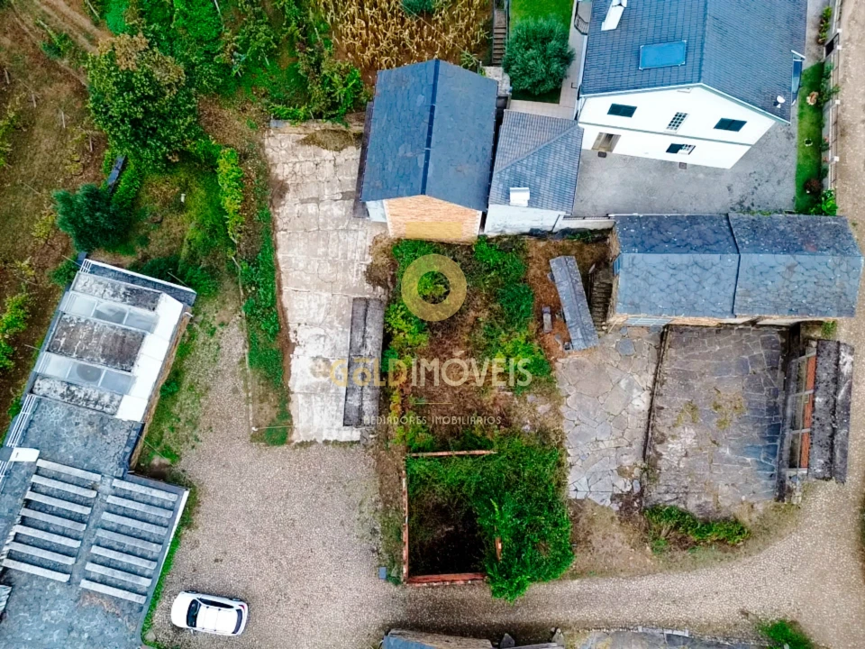 Terreno para Venda em Canelas e Espiunca Foto 2