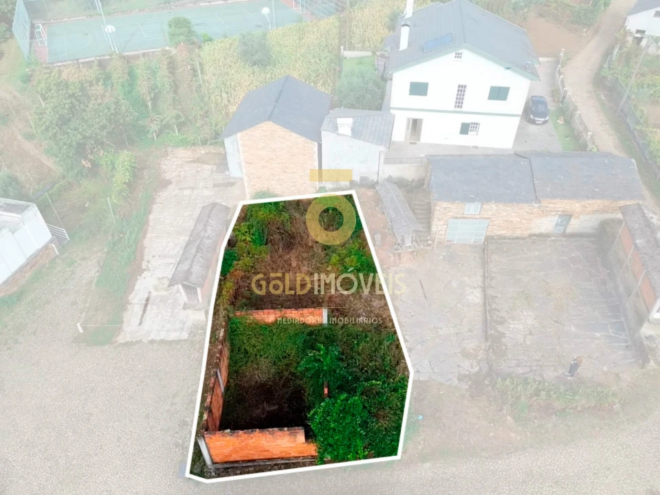 Terreno para Venda em Canelas e Espiunca Foto 1