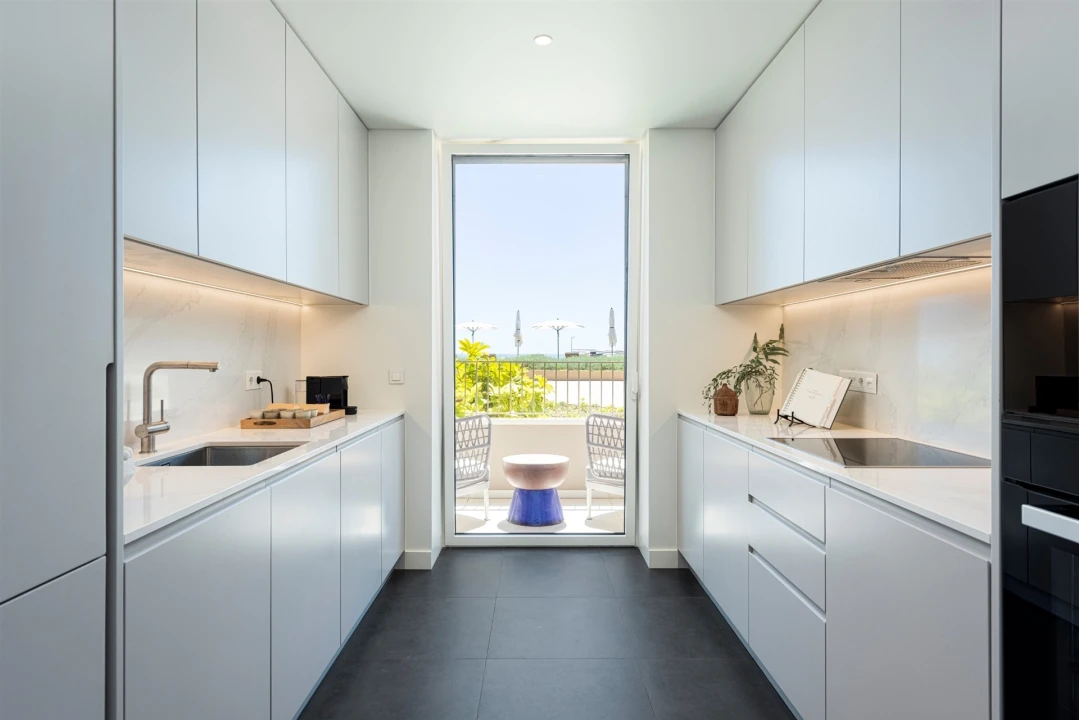 Apartamento T2 para Venda em Quarteira Foto 8