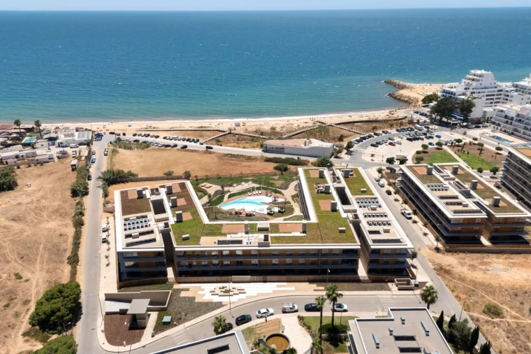 Apartamento T2 para Venda em Quarteira Foto 2