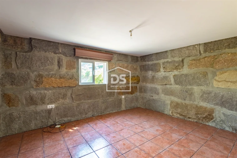 Moradia T3 para Venda em Vila Boa do Bispo Foto 6