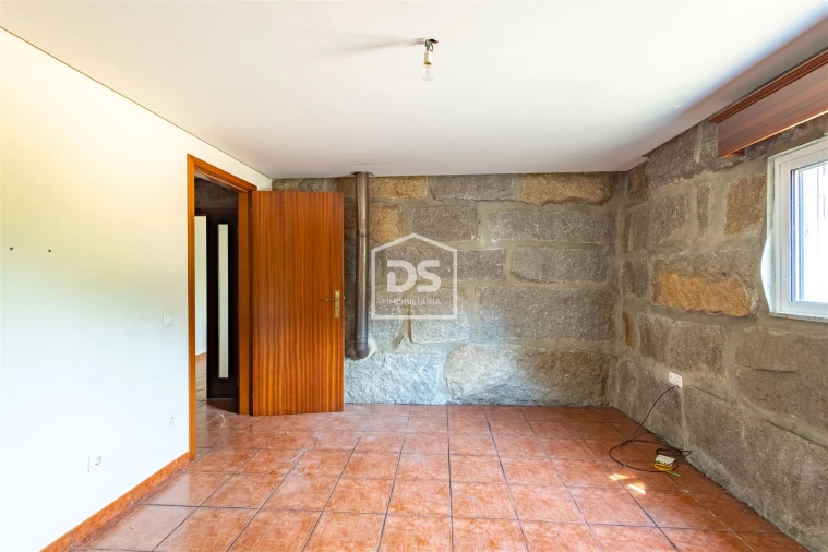 Moradia T3 para Venda em Vila Boa do Bispo Foto 5