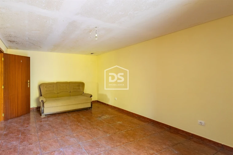 Moradia T3 para Venda em Vila Boa do Bispo Foto 8