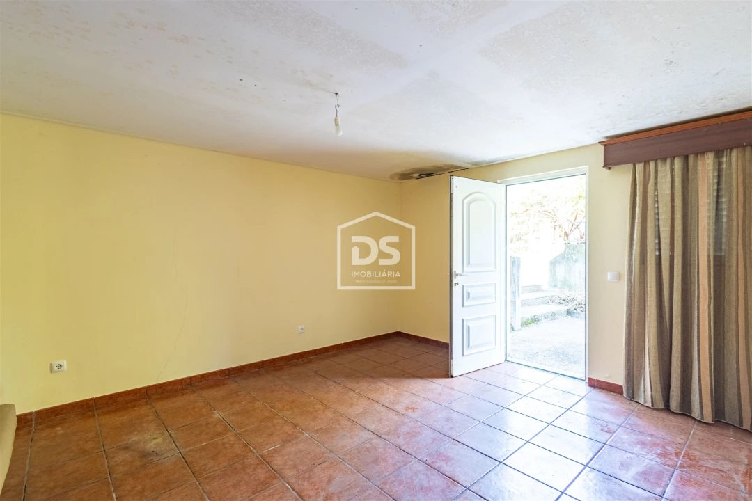 Moradia T3 para Venda em Vila Boa do Bispo Foto 9