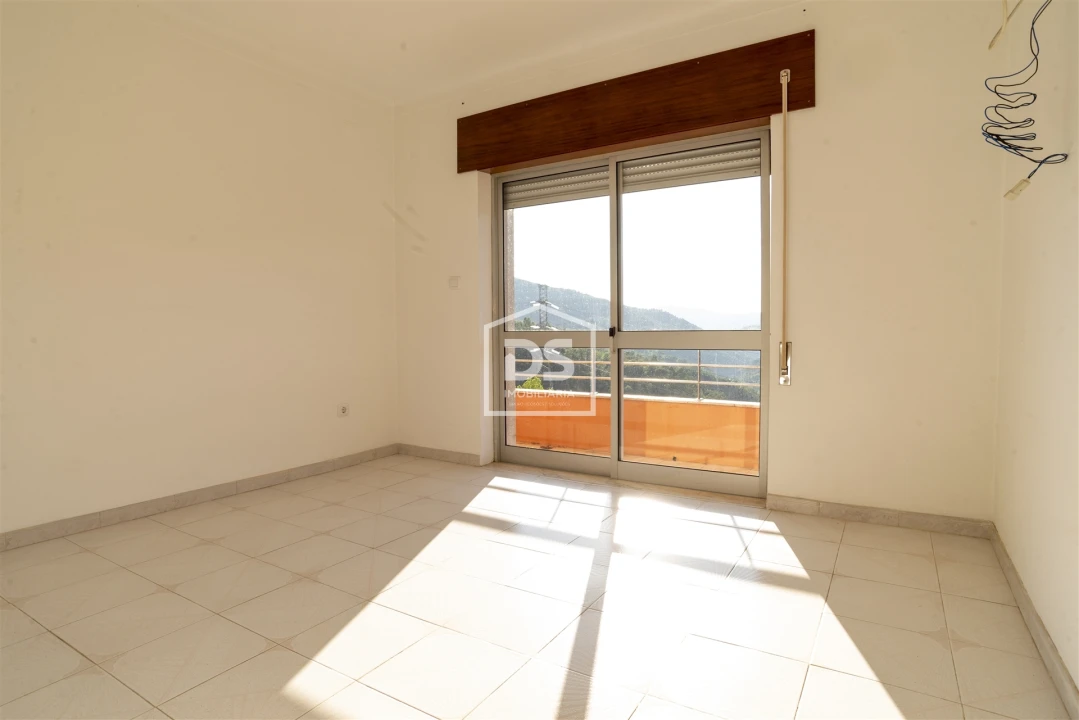 Moradia T7 para Venda em São Cristovão de Nogueira Foto 23