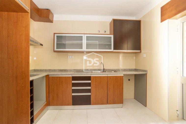 Moradia T7 para Venda em São Cristovão de Nogueira Foto 21