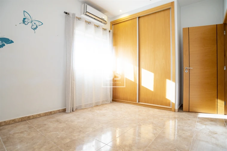 Moradia T7 para Venda em São Cristovão de Nogueira Foto 8