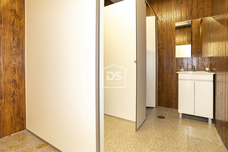 Moradia T7 para Venda em São Cristovão de Nogueira Foto 32