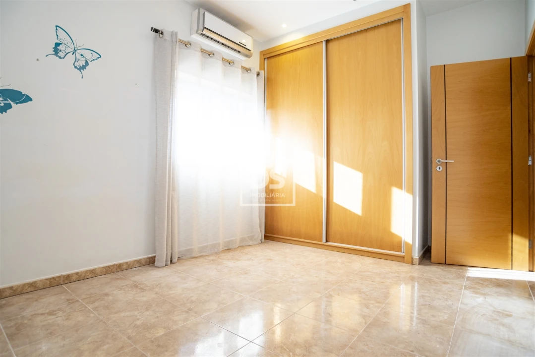 Moradia T7 para Venda em São Cristovão de Nogueira Foto 8