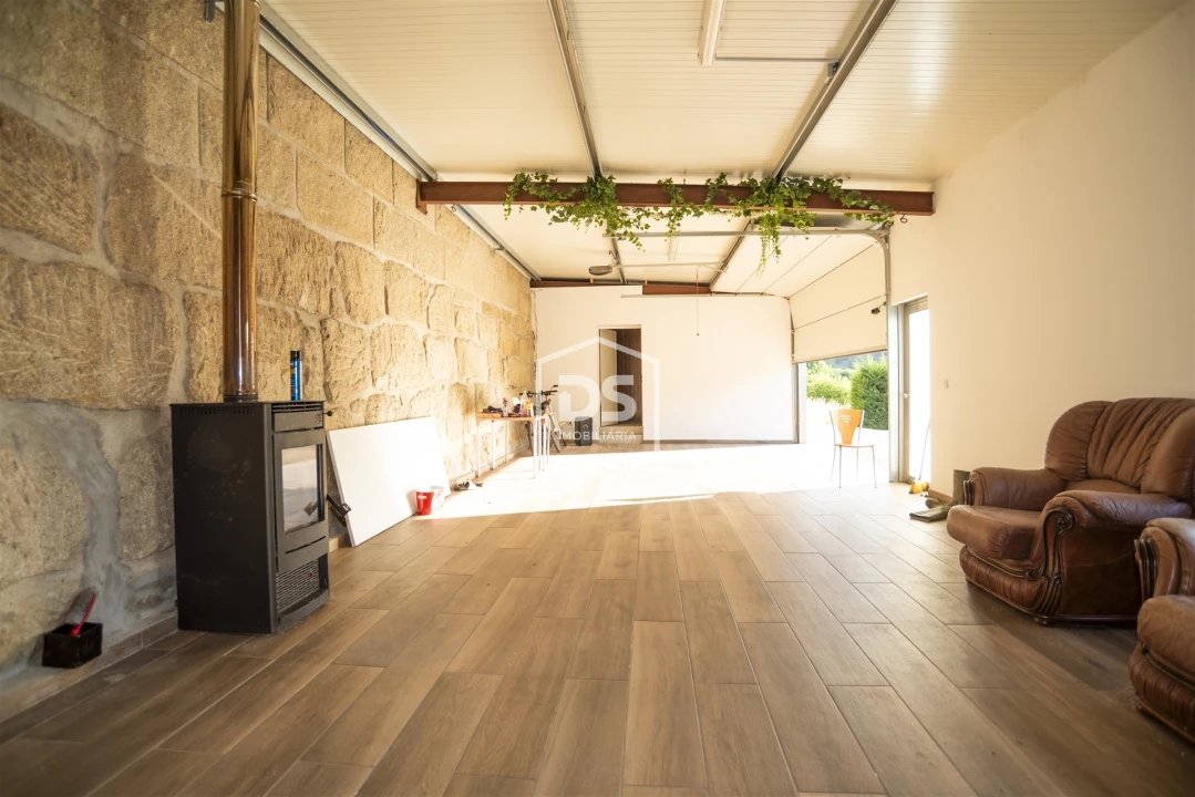 Moradia T7 para Venda em São Cristovão de Nogueira Foto 31