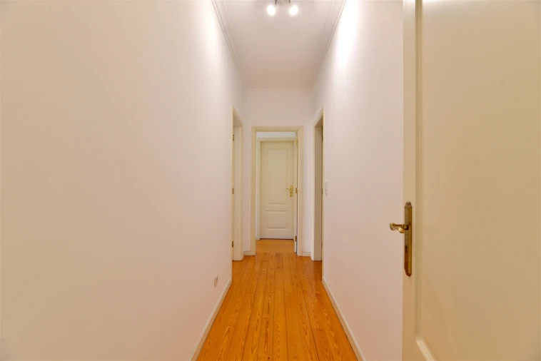 Apartamento T2 para Arrendamento em Cascais e Estoril Foto 26