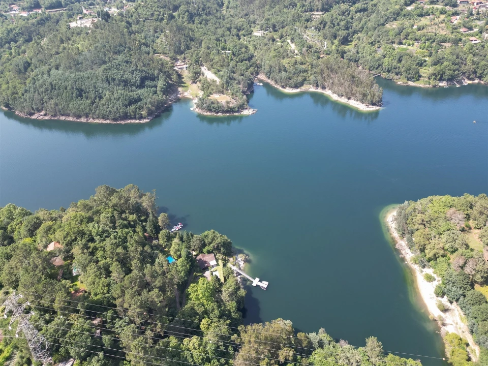 Moradia T0 para Venda em Parada do Bouro Foto 27