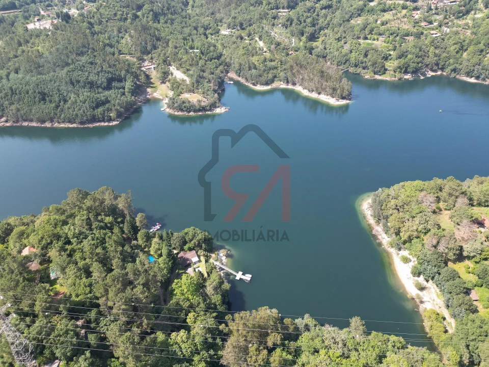 Moradia T0 para Venda em Parada do Bouro Foto 2