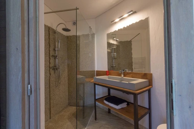 Moradia T0 para Venda em Parada do Bouro Foto 95