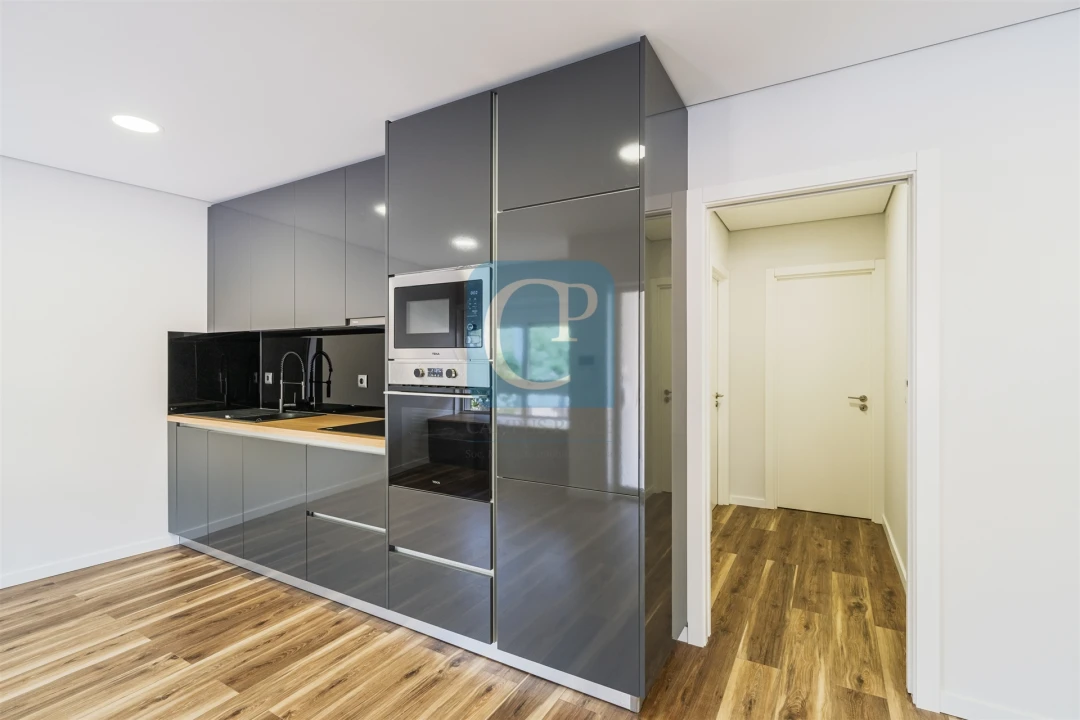 Apartamento T2 para Venda em Nogueira e Silva Escura Foto 19
