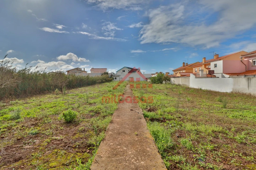 Moradia T11 para Venda em Atouguia da Baleia Foto 24