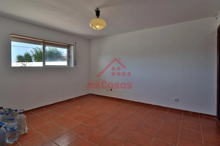 Moradia T11 para Venda em Atouguia da Baleia Foto 20