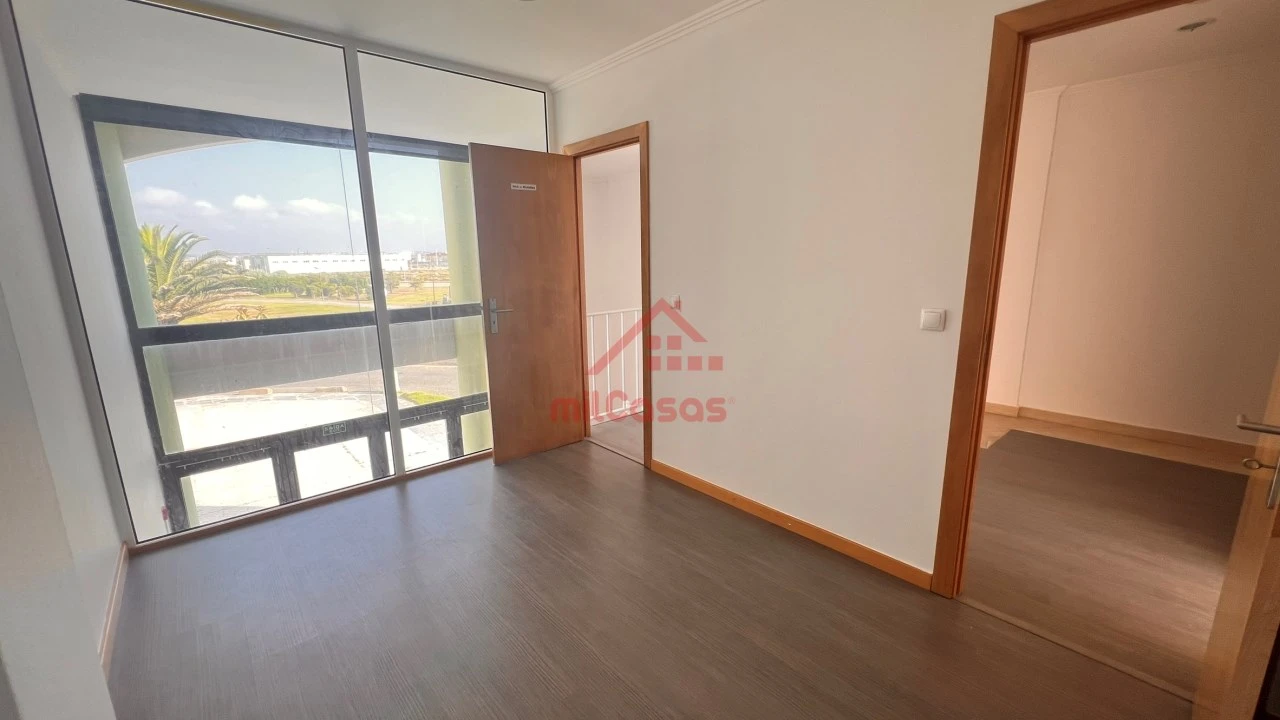 Loja para Venda em Peniche Foto 8