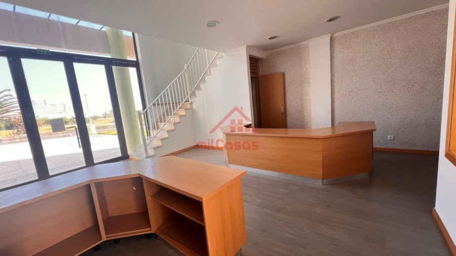 Loja para Venda em Peniche Foto 3