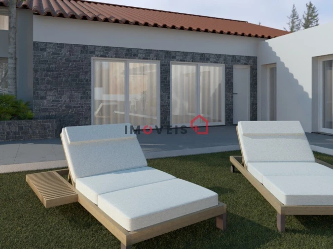 Moradia T4 para Venda em Carriço Foto 16