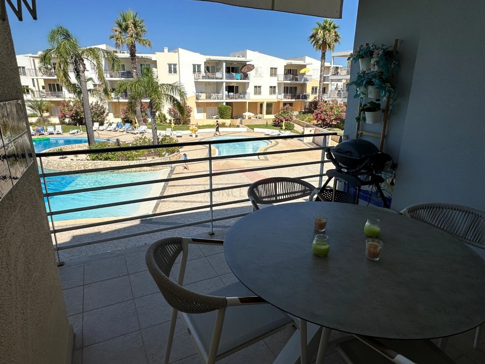 Apartamento T1 para Venda em Alvor Foto 14