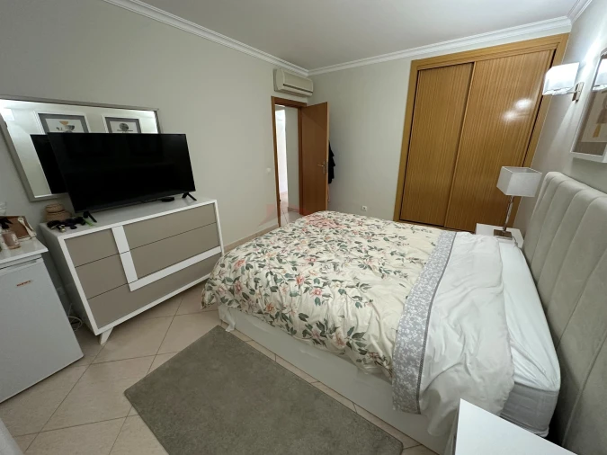 Apartamento T1 para Venda em Alvor Foto 5
