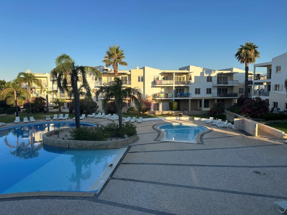 Apartamento T1 para Venda em Alvor Foto 4