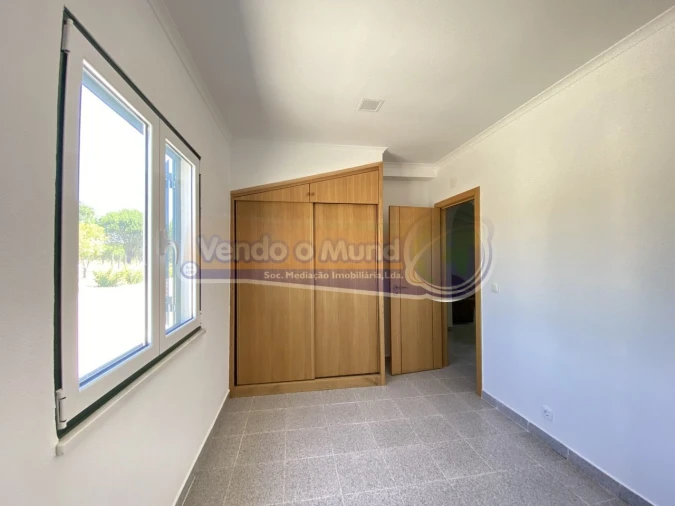 Moradia T5 para Venda em Branca Foto 17