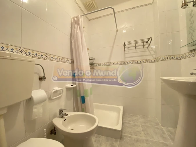 Moradia T5 para Venda em Branca Foto 16