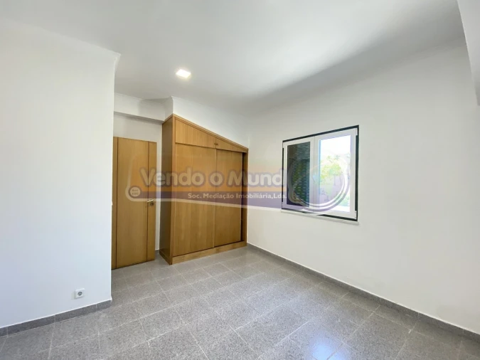 Moradia T5 para Venda em Branca Foto 15