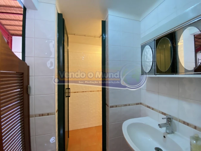 Moradia T5 para Venda em Branca Foto 19