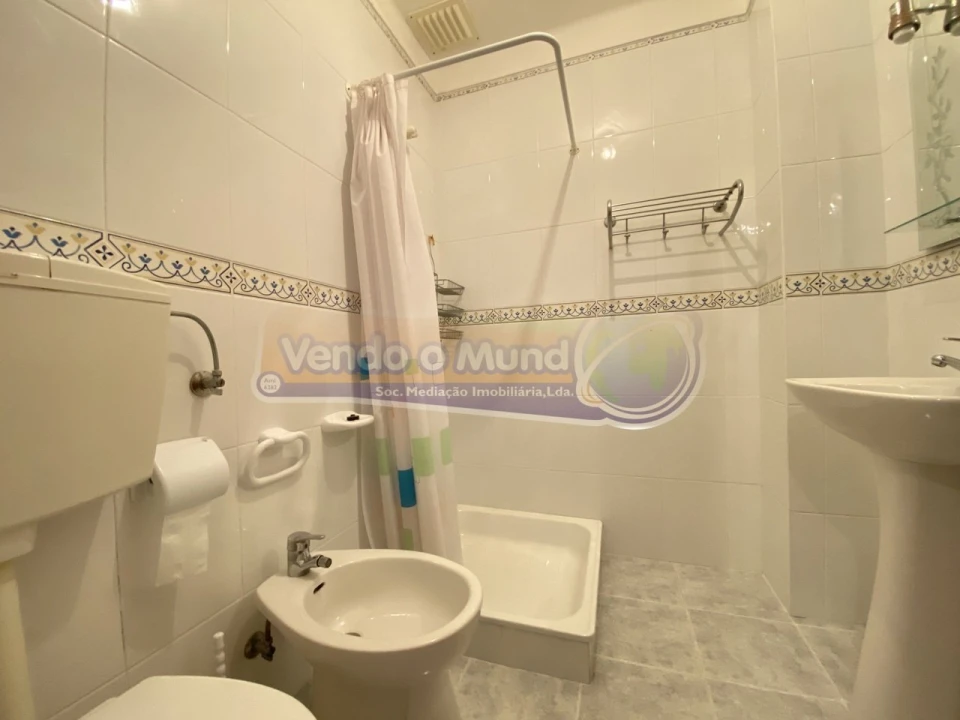 Moradia T5 para Venda em Branca Foto 16