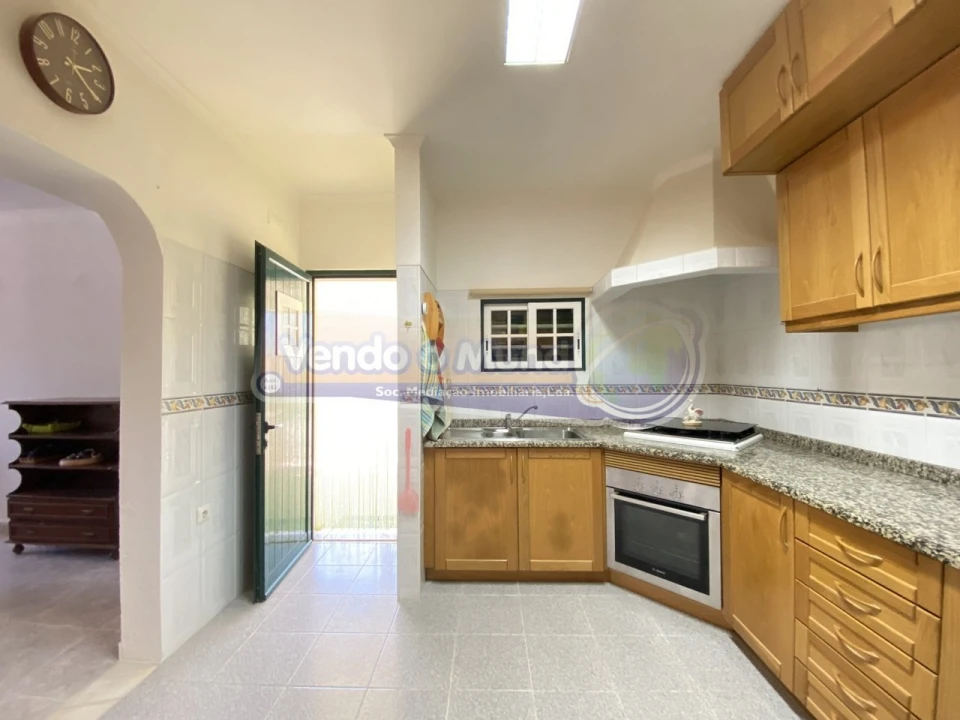 Moradia T5 para Venda em Branca Foto 2