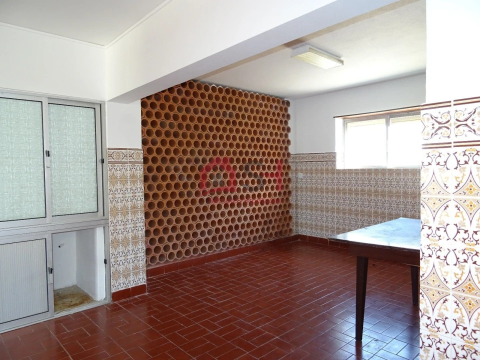 Moradia T9 para Venda em Atouguia da Baleia Foto 13