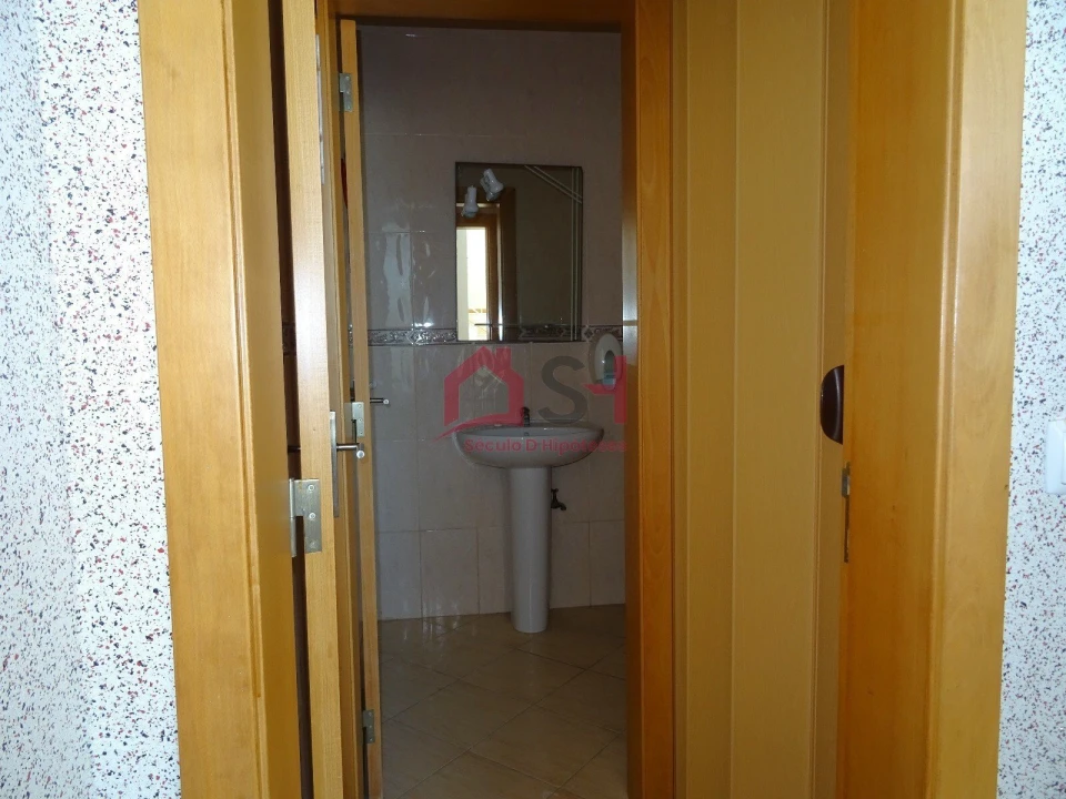 Loja para Venda em Peniche Foto 9