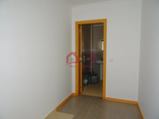 Loja para Venda em Peniche Foto 12