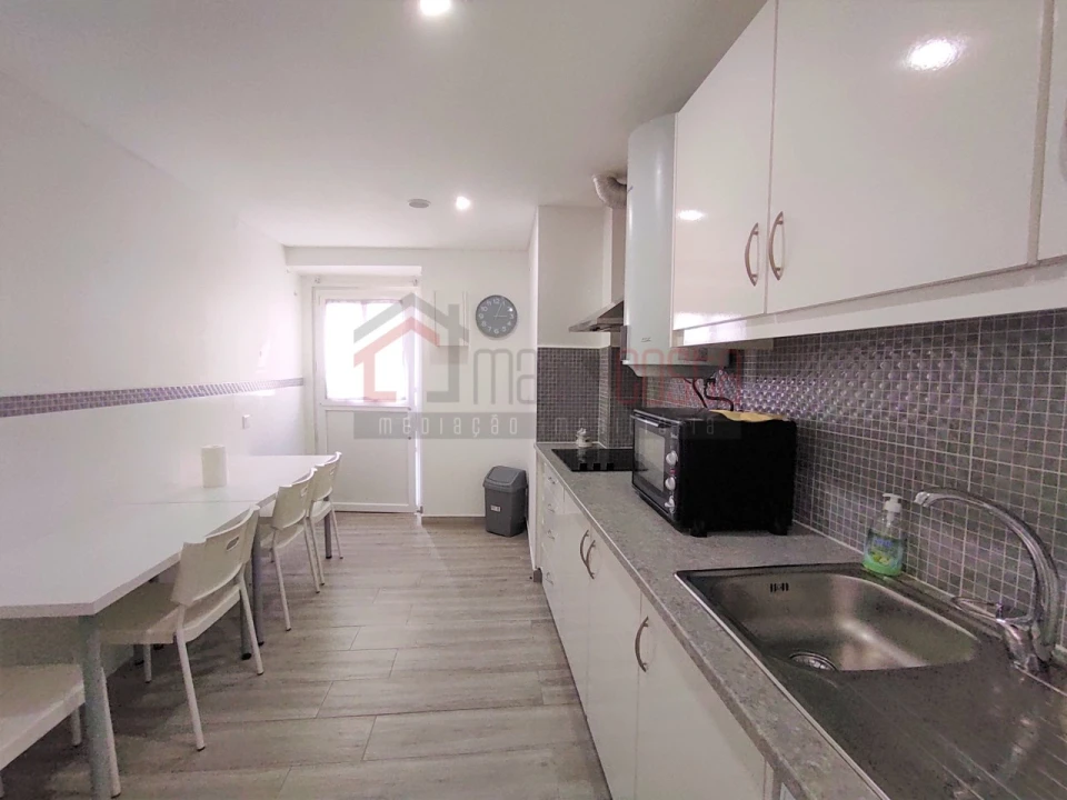 Apartamento T2 para Venda em Peniche Foto 4