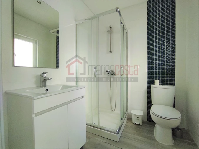 Apartamento T2 para Venda em Peniche Foto 8