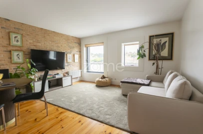 Apartamento T1 para Arrendamento em Santa Marinha e São Pedro da Afurada