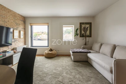 Apartamento T1 para Arrendamento em Santa Marinha e São Pedro da Afurada