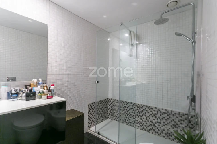 Apartamento T1 para Arrendamento em Santa Marinha e São Pedro da Afurada Foto 9