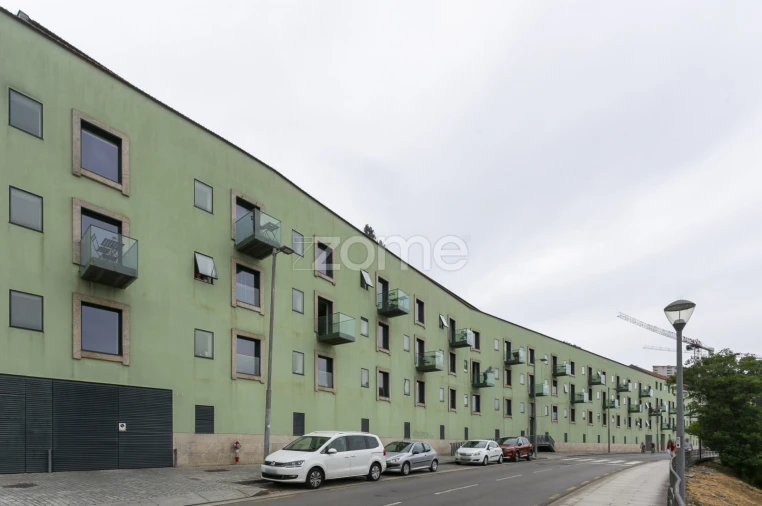 Apartamento T1 para Arrendamento em Santa Marinha e São Pedro da Afurada Foto 32
